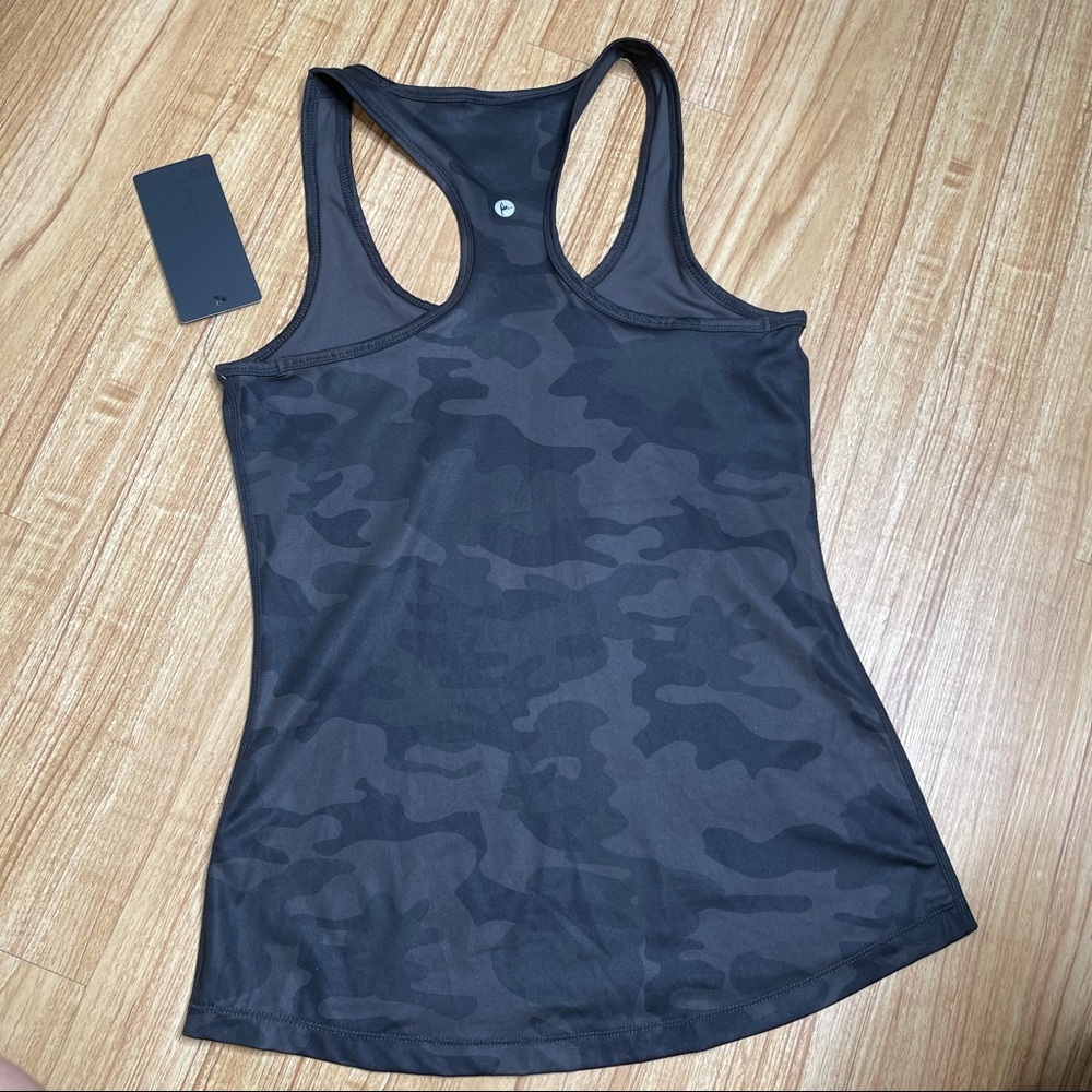 90 degree by Reflex Racerback Camo Olive/ Black sz S - Picture 4 of 8